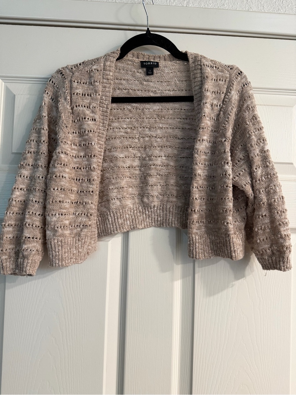 Torrid Cream 3/4 Sleeve Cropped Cardigan Sweater